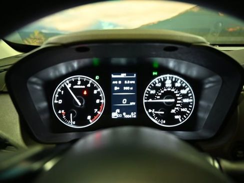 Certified 2024 Subaru Crosstrek 2.0i Premium w/ Crosstrek Mirror Package image 37