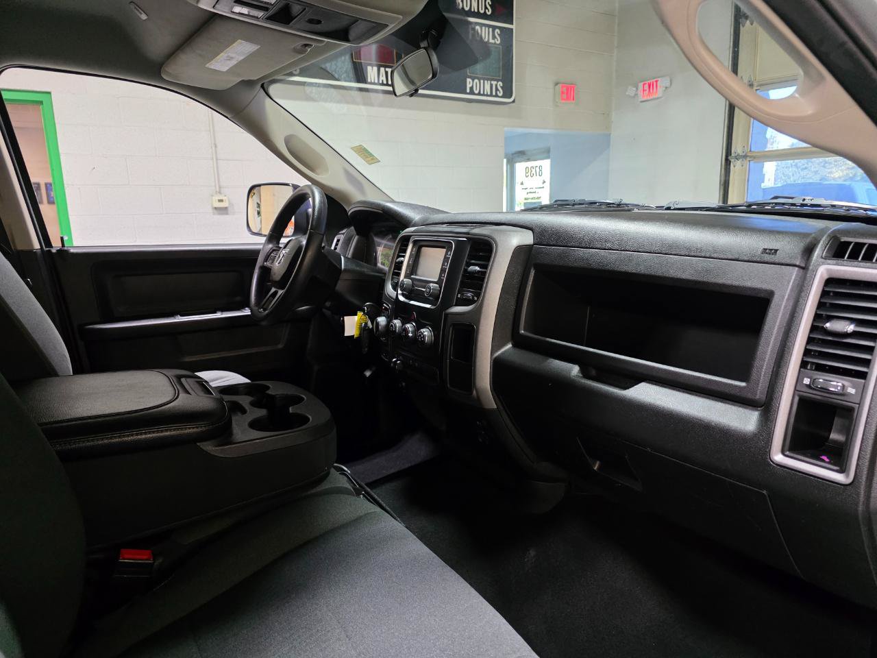 Used 2022 RAM 1500 Tradesman w/ Tradesman SXT Package AWD/4WD image 25