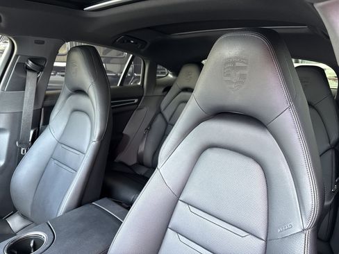 Used 2023 Porsche Panamera Platinum Edition image 25