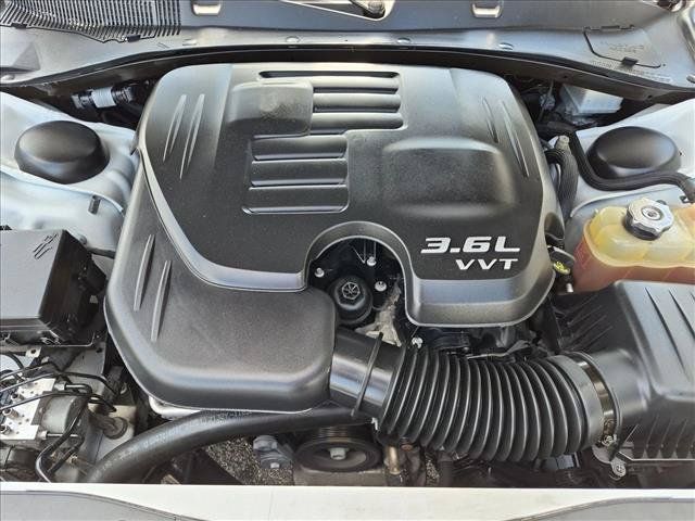 Used 2022 Dodge Charger SXT RWD image 21