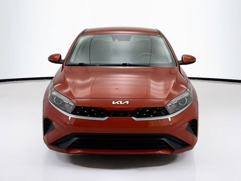 Used 2023 Kia Forte LXS w/ LXS Technology Package FWD image 2
