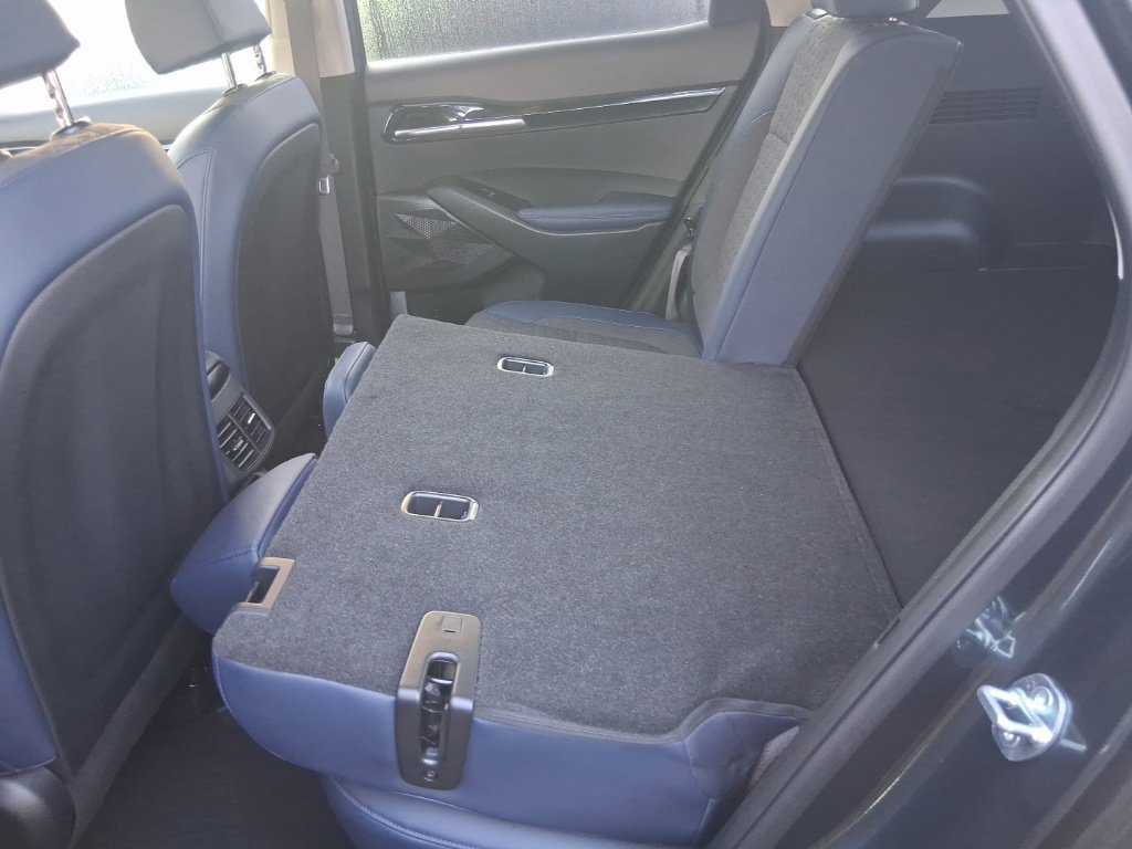Used 2025 Kia Seltos S AWD/4WD image 19