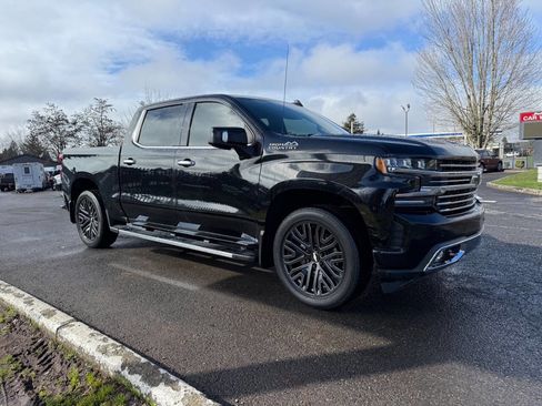 Used 2019 Chevrolet Silverado 1500 High Country image 2