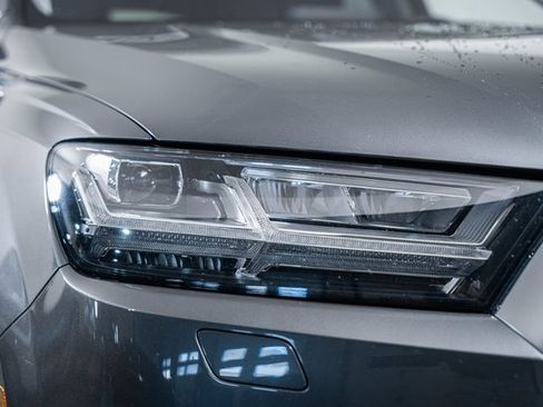 Used 2019 Audi Q7 3.0T Premium Plus image 14