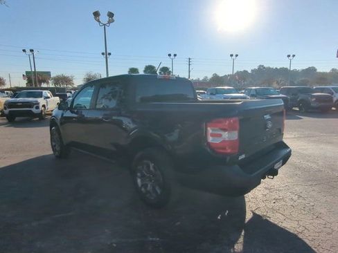 Used 2025 Ford Maverick XLT w/ Equipment Group 302A image 6