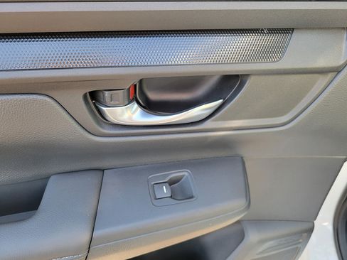 Used 2024 Honda CR-V LX image 15