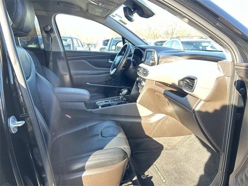 Used 2020 Hyundai Santa Fe SEL w/ Convenience Package image 18
