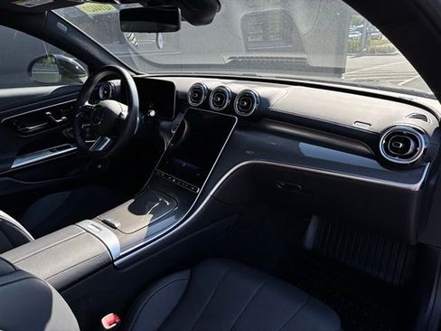Certified 2025 Mercedes-Benz CLE 300 4MATIC Coupe image 31