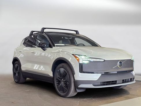 New 2026 Volvo EX30 Cross Country Ultra w/ Protection Package Premier image 3