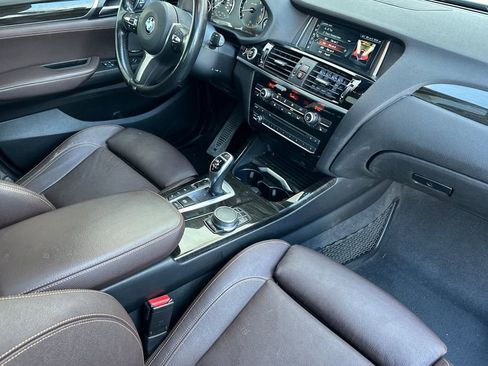 Used 2018 BMW X4 M40i image 17