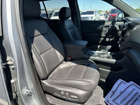 Used 2024 GMC Terrain SLE w/ Driver Convenience Package FWD image 60