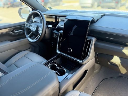 New 2026 GMC Yukon XL Elevation w/ Elevation Premium Package image 10