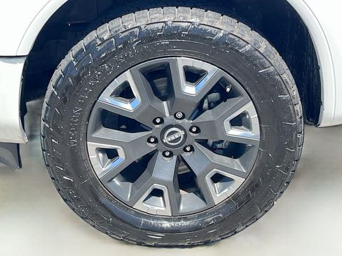 Used 2023 Nissan Titan Platinum Reserve w/ Moonroof Package AWD/4WD image 33