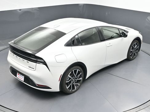 Certified 2024 Toyota Prius Prime XSE image 35