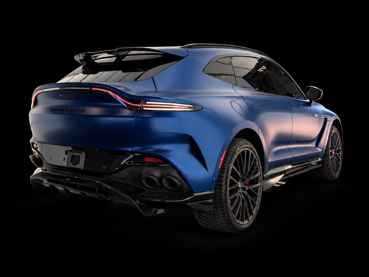 Used 2023 Aston Martin DBX 707 AWD/4WD image 1