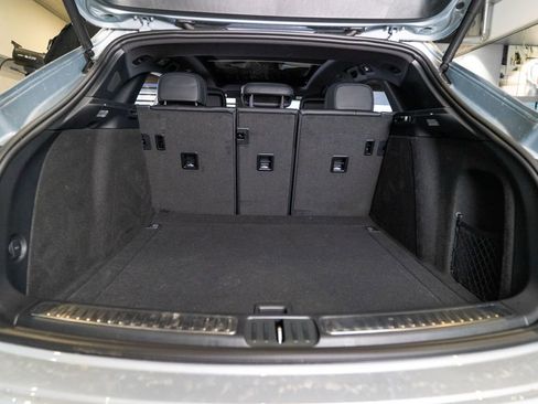 Certified 2026 Porsche Macan S AWD/4WD image 39