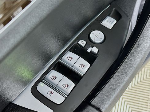 Used 2023 BMW X3 xDrive30i w/ Premium Package image 18