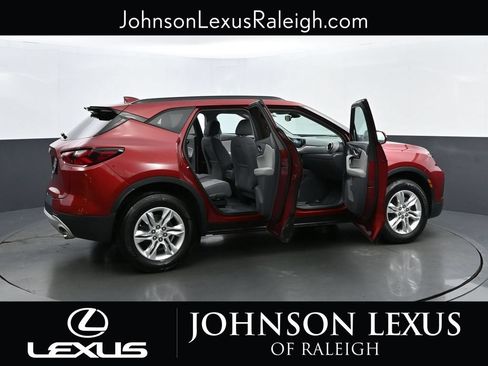 Used 2020 Chevrolet Blazer LT FWD image 30