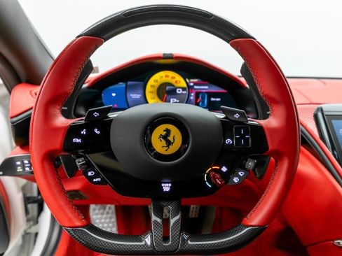Certified 2022 Ferrari Roma image 23
