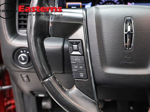 Used 2016 Lincoln Navigator Reserve AWD/4WD image 16
