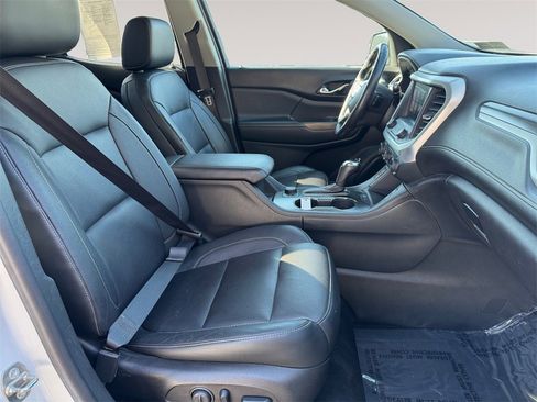 Used 2017 GMC Acadia SLT image 15