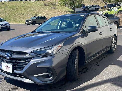 Used 2025 Subaru Legacy Premium AWD/4WD image 3
