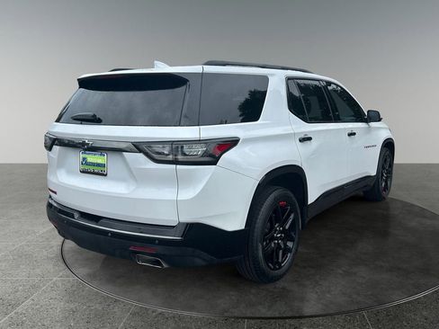 Used 2021 Chevrolet Traverse Premier w/ Redline Edition FWD image 10
