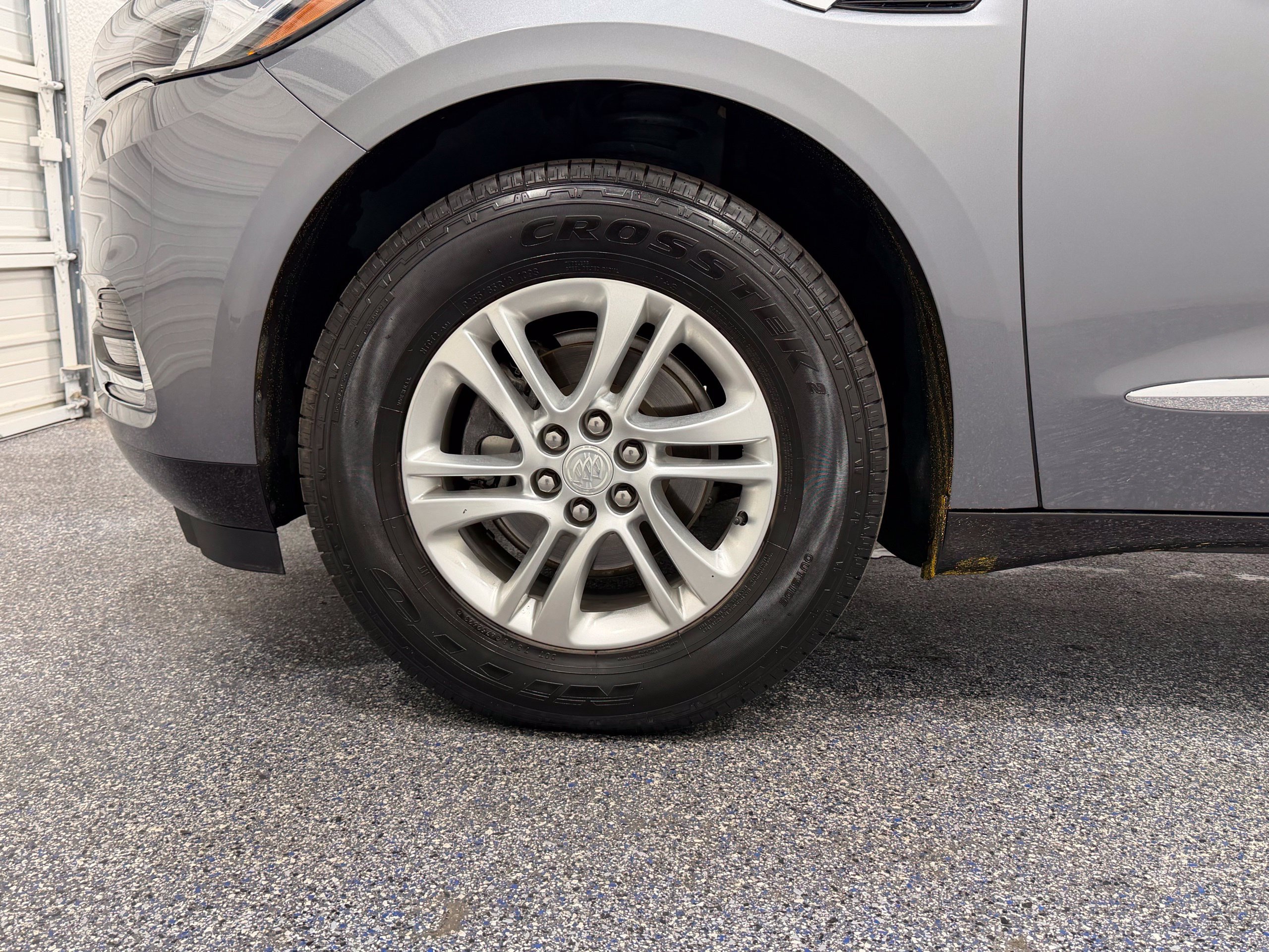 Used 2020 Buick Enclave Essence w/ Sound and Sites Package AWD/4WD image 11