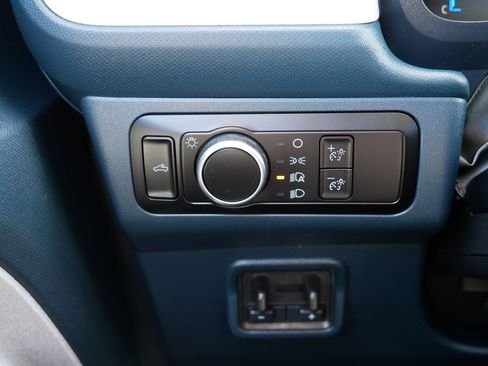 Used 2025 Ford Maverick XLT w/ XLT Luxury Package image 26