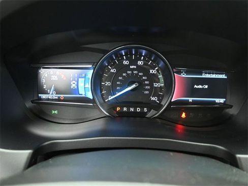 Certified 2018 Ford Explorer XLT w/ Equipment Group 202A image 13