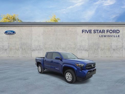 Used 2025 Toyota Tacoma SR5 AWD/4WD image 2