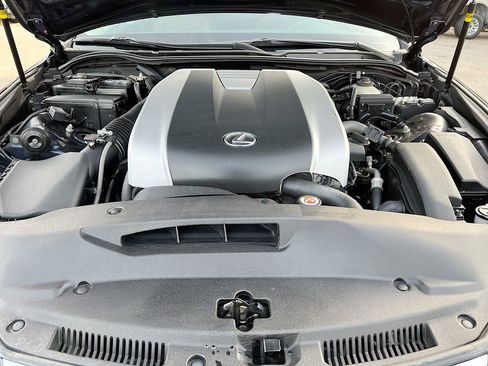 Used 2018 Lexus IS 300 AWD w/ Comfort Package image 29