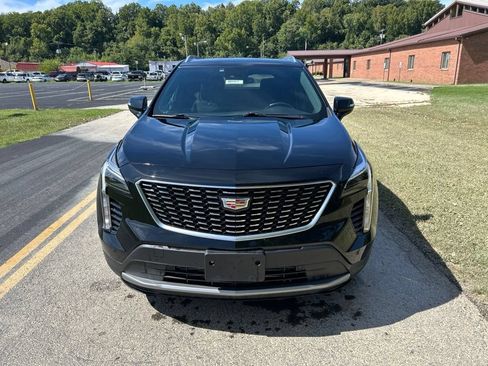 Used 2021 Cadillac XT4 Premium Luxury w/ Driver Awareness Package AWD/4WD image 2