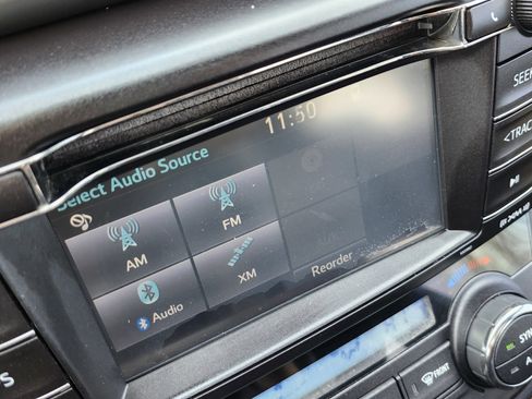 Used 2016 Toyota RAV4 SE image 4