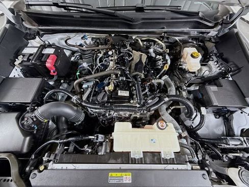 Certified 2024 Toyota Tacoma SR5 image 29