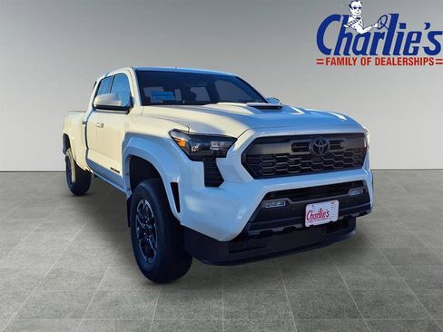 New 2025 Toyota Tacoma TRD Sport w/ TRD Sport Upgrade Package image 3