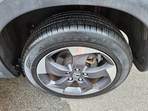 Used 2018 Honda HR-V EX image 9