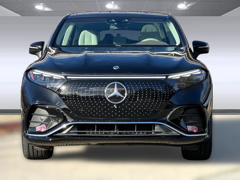 Certified 2023 Mercedes-Benz EQS 580 4MATIC SUV image 4