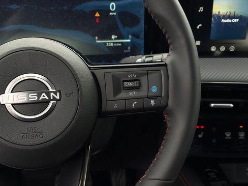 New 2026 Nissan Kicks SR w/ SR Premium Package FWD image 17