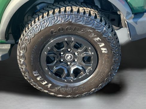 Used 2024 Ford Bronco Wildtrak AWD/4WD image 30