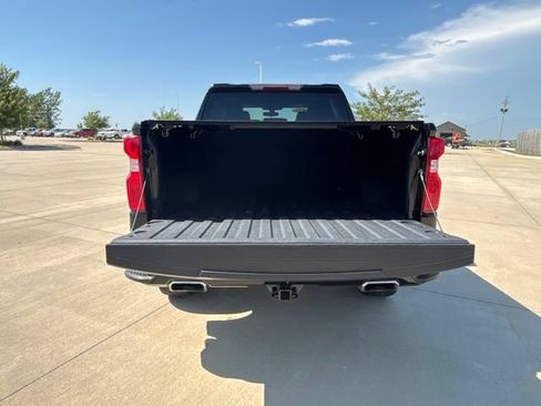 Used 2022 Chevrolet Silverado 1500 LT Trail Boss w/ Safety Package AWD/4WD image 31