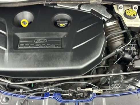 Used 2013 Ford Escape SEL image 31