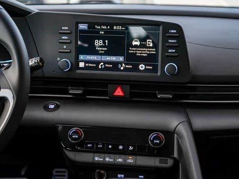 Certified 2025 Hyundai Elantra Sport FWD image 18