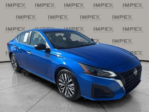 Used 2025 Nissan Altima 2.5 SV image 7