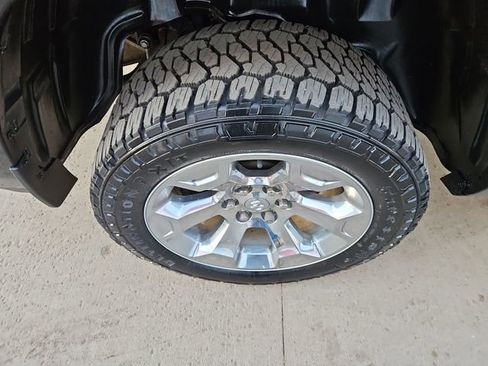 Used 2024 RAM 1500 Lone Star AWD/4WD image 16