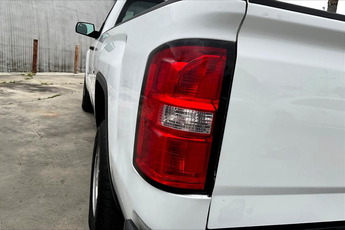 Used 2018 GMC Sierra 1500 2WD Regular Cab image 24