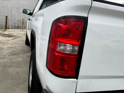 Used 2018 GMC Sierra 1500 2WD Regular Cab image 24