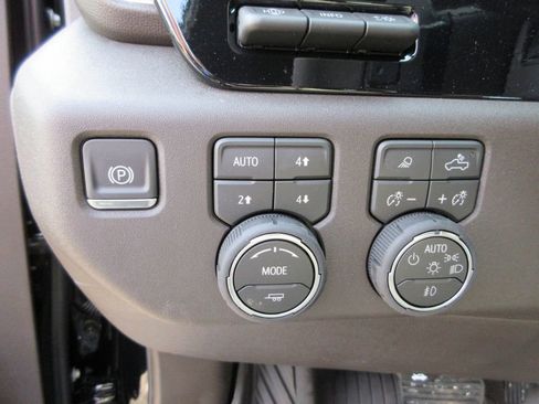 New 2026 Chevrolet Silverado 1500 LTZ image 27