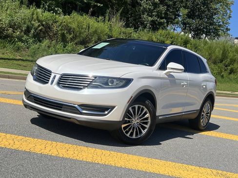 Used 2016 Lincoln MKX Select w/ Climate Package AWD/4WD image 1