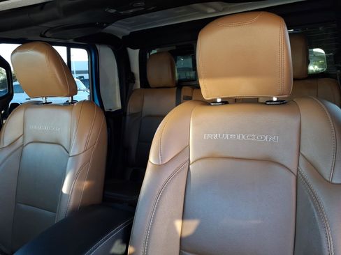 Used 2022 Jeep Gladiator Rubicon w/ LED Lighting Group image 12